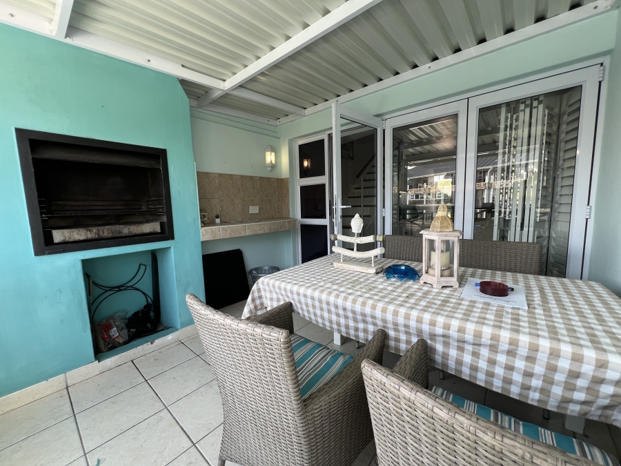 2 Bedroom Property for Sale in Marina Martinique Eastern Cape